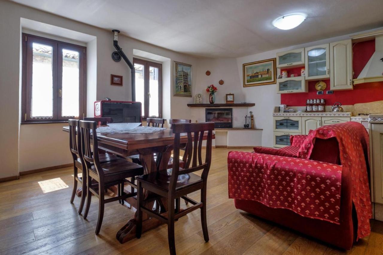 Casa Nel Corso Apartment Pitigliano Bagian luar foto