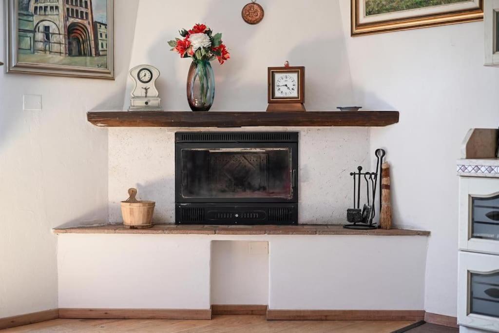 Casa Nel Corso Apartment Pitigliano Bagian luar foto
